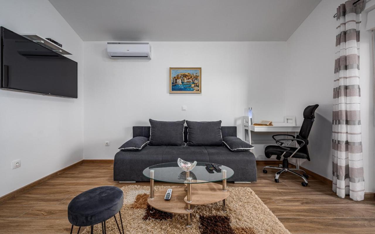 Apartments Nelle 普拉 外观 照片