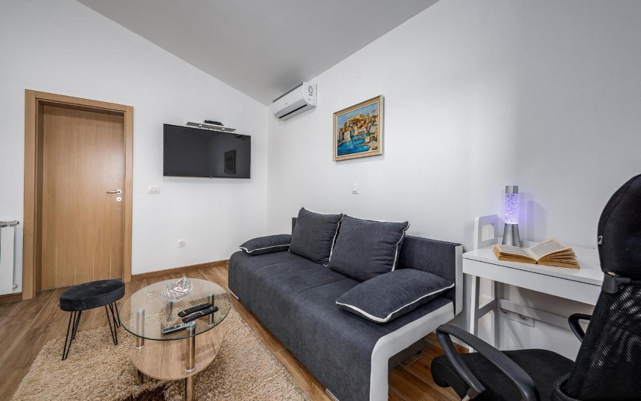 Apartments Nelle 普拉 外观 照片
